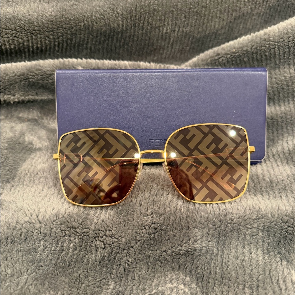 Fendi monogram gold and brown sunglasses